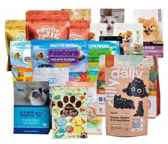 Custom printed pet food and pet treat packaging bags